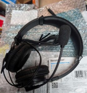 Kensington Classic 3.5mm Headset with Mic, K97603WW