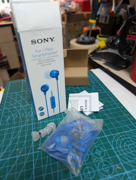 Sony Earbuds with Microphone, Blue, MDREX15AP